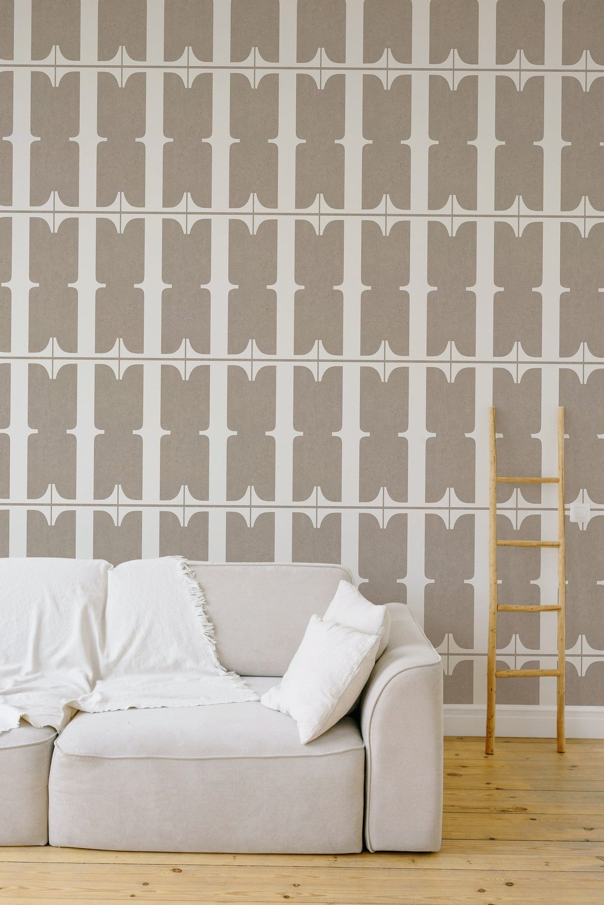 LL3101-6 Blaua (Large Scale) Beige Llaüt Wallpaper by Tres Tintas