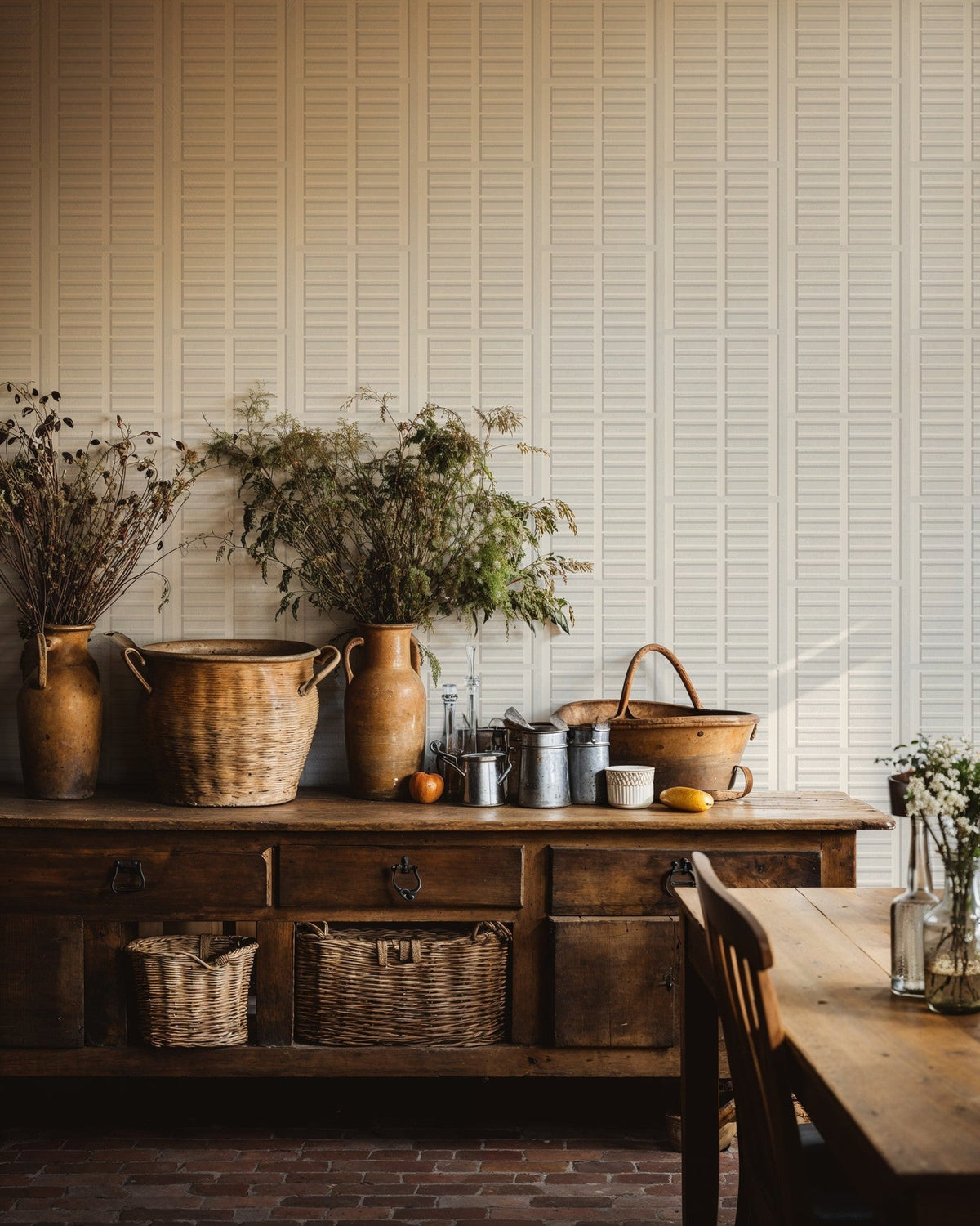LL3104-6 Ixent (Large Scale) Beige Llaüt Wallpaper by Tres Tintas