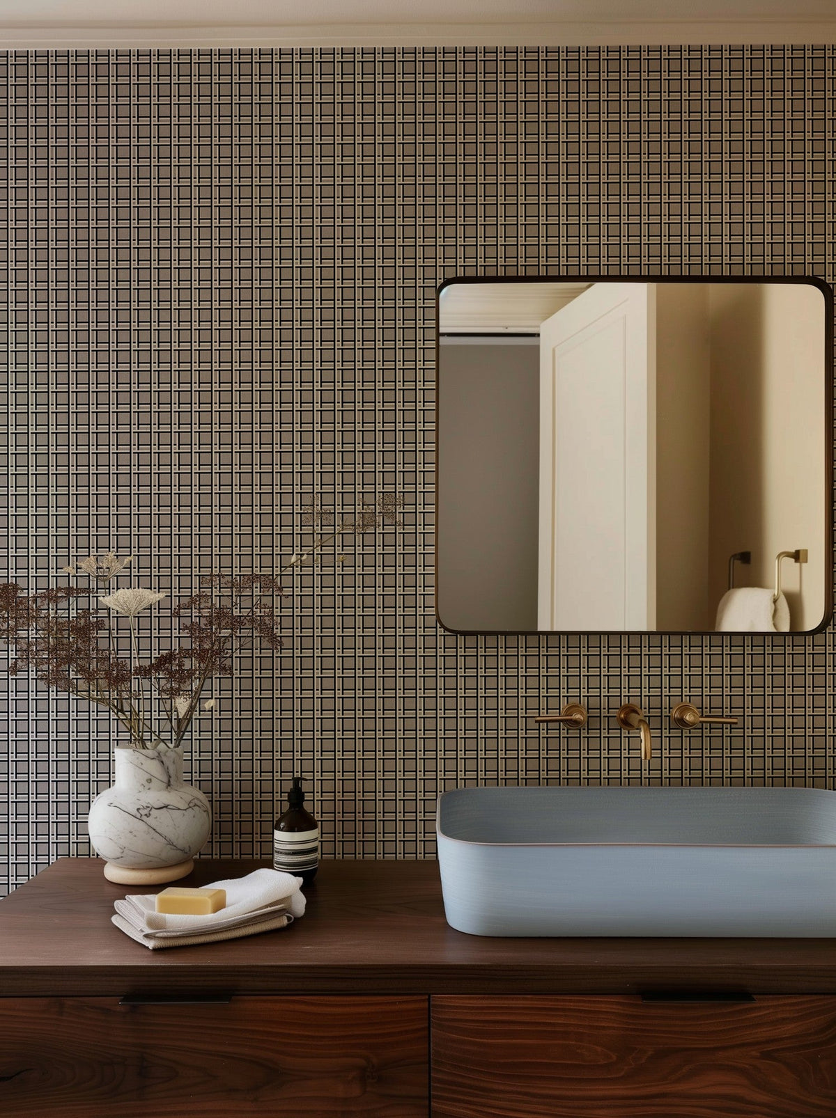LL3105-1 Nus Black Llaüt Wallpaper by Tres Tintas