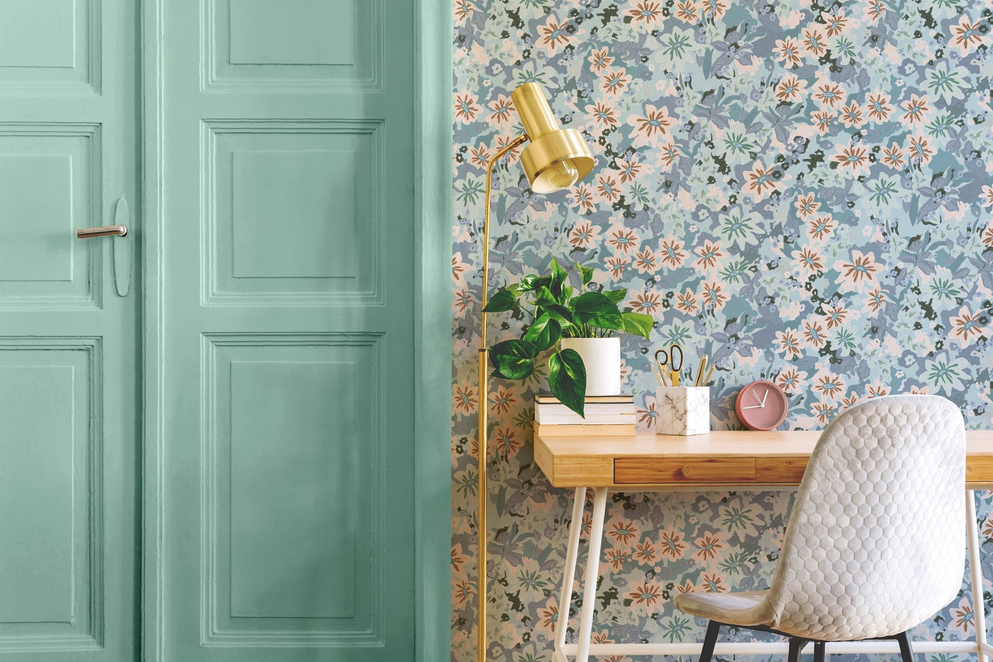 LL3705-5 Heura Blue (LL3705-5) Llar Wallpaper by Tres Tintas