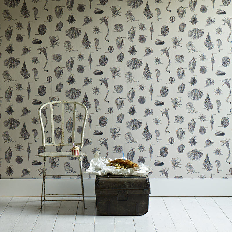 LW037/001 Low Tide Lunch Autumn 2020 Wallpaper by Linwood