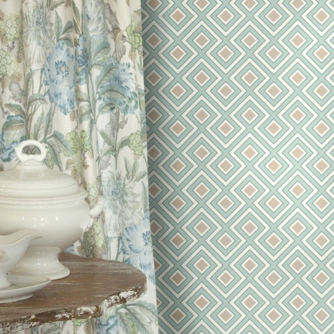 La Fiorentina Small Ashmore Wallpaper By GP & J Baker