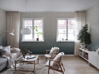 S10709 Light Blue Skymning Familjen Mural by Sandberg