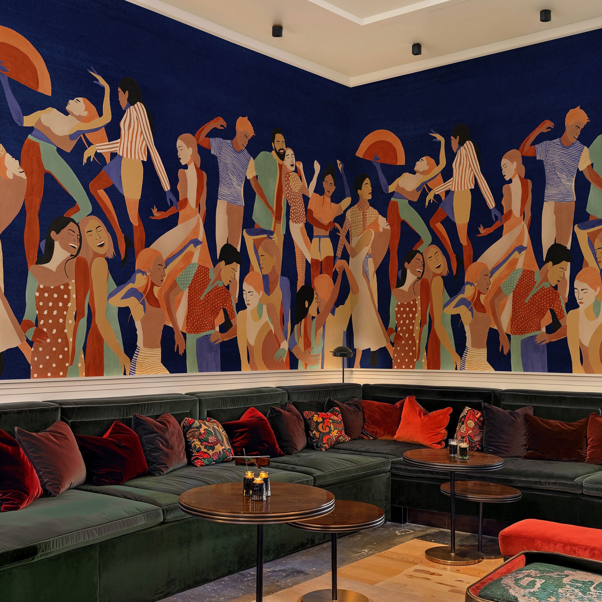 Verbena Mazarine Solera Mural by Tres Tintas