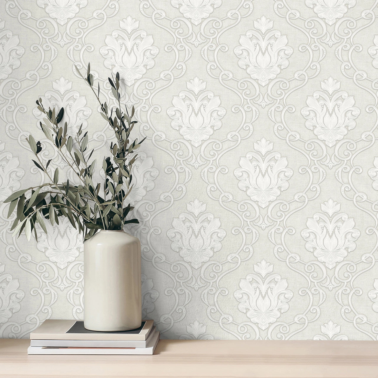 M95657 Florentine Damask Vymura Milano Wallpaper by Fine Decor