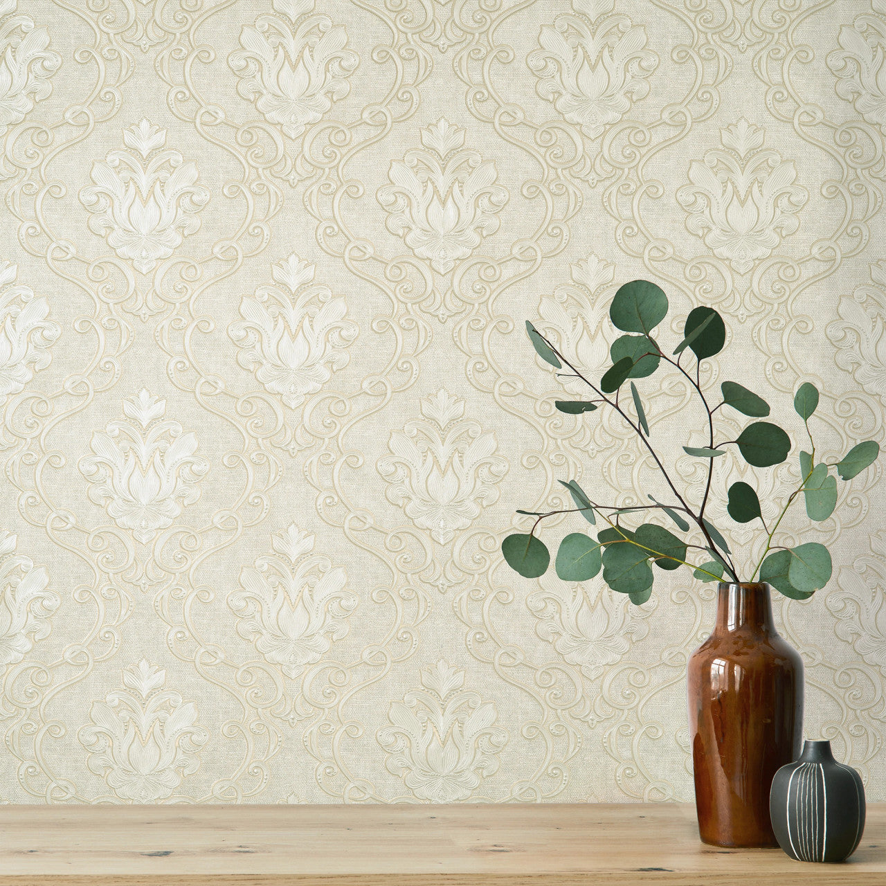 M95658 Florentine Damask Vymura Milano Wallpaper by Fine Decor