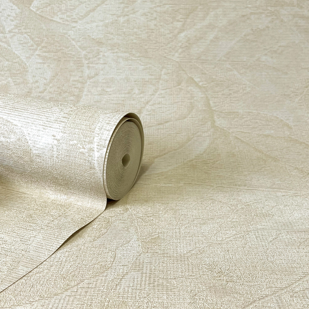 M95662 Aspen Leaf Natural Vymura Wallpaper by Fine Decor