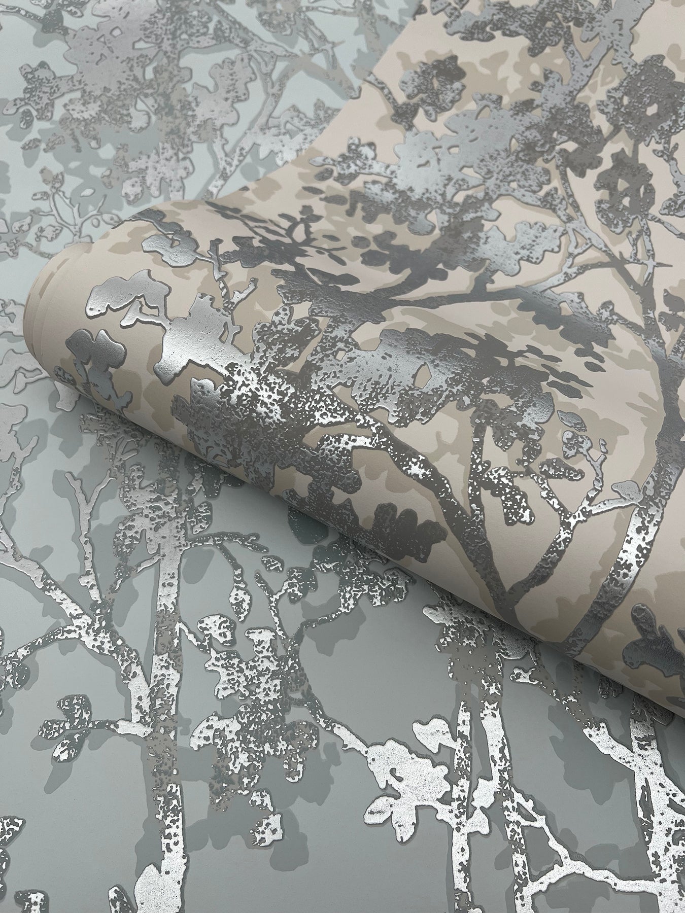 MD7141 Shimmering Foliage Cream & Silver Modern Metals Wallpaper by York Wallcoverings