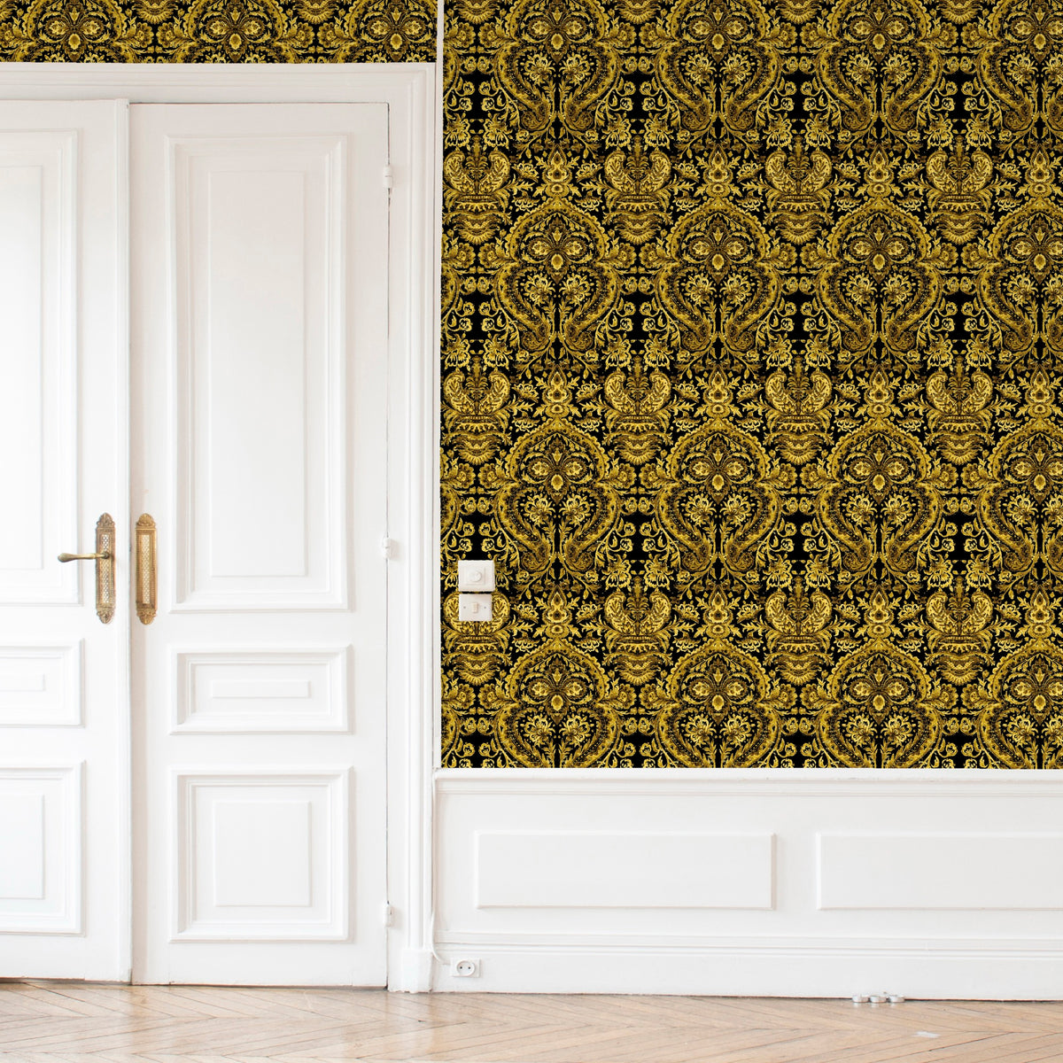 Grosvenor Sapphire / Gold Traditional Wallpaper by Mallion & Knowles