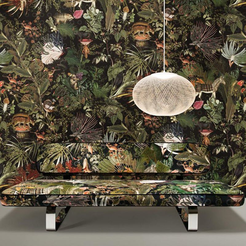 MO2071 Menagerie of Extinct Animals Moooi Extinct Animals Wallpaper by Arte