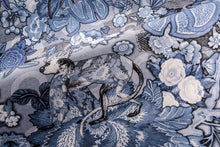 MO3012 Rendezvous Ming Blue Tokyo Blue Wallpaper by Moooi