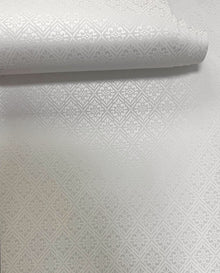 Diamond Damask Cream / Silver Grey Metallic FX 2 Wallpaper by Galerie — roomshot 2