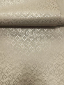 Diamond Damask Beige / Silver Grey Metallic FX 2 Wallpaper by Galerie — roomshot 2