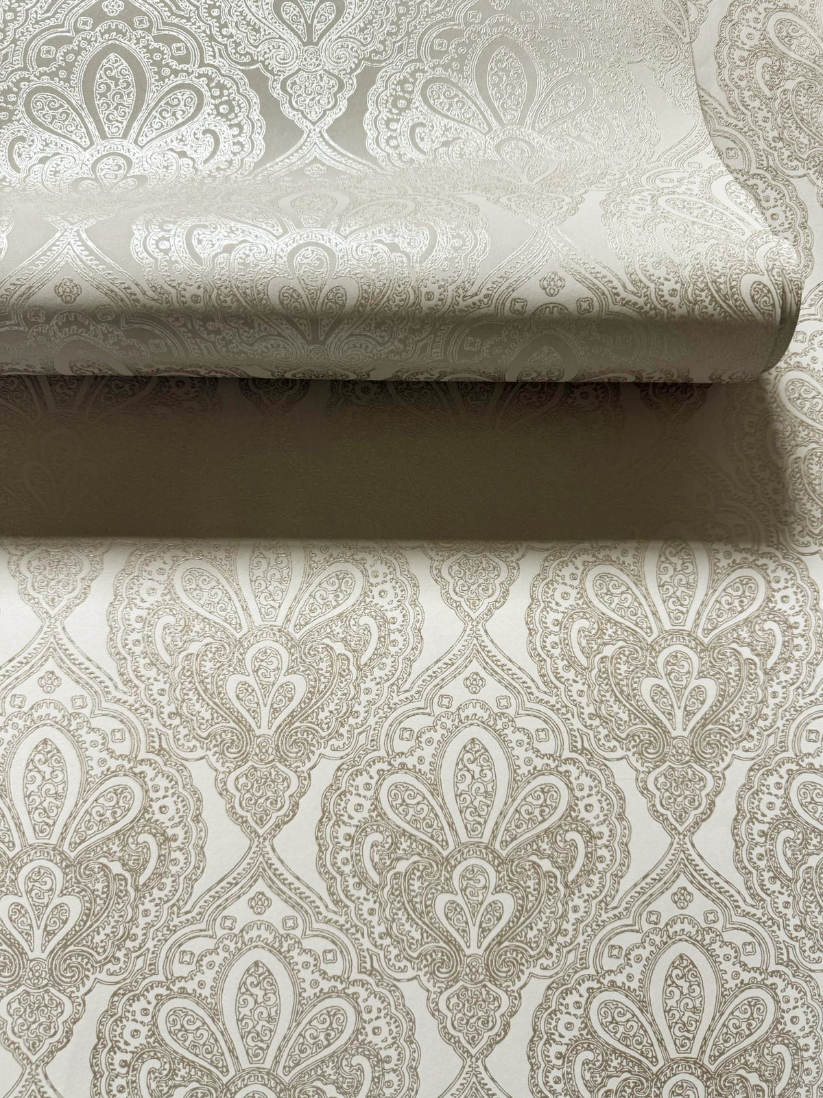 Damask Cream Gold Metallic FX 2 Wallpaper by Galerie — roomshot 2
