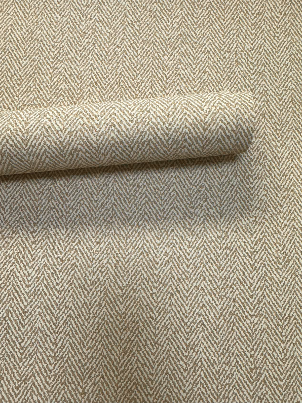 Chevron Beige / Bronze Brown Metallic FX 2 Wallpaper by Galerie — roomshot 2