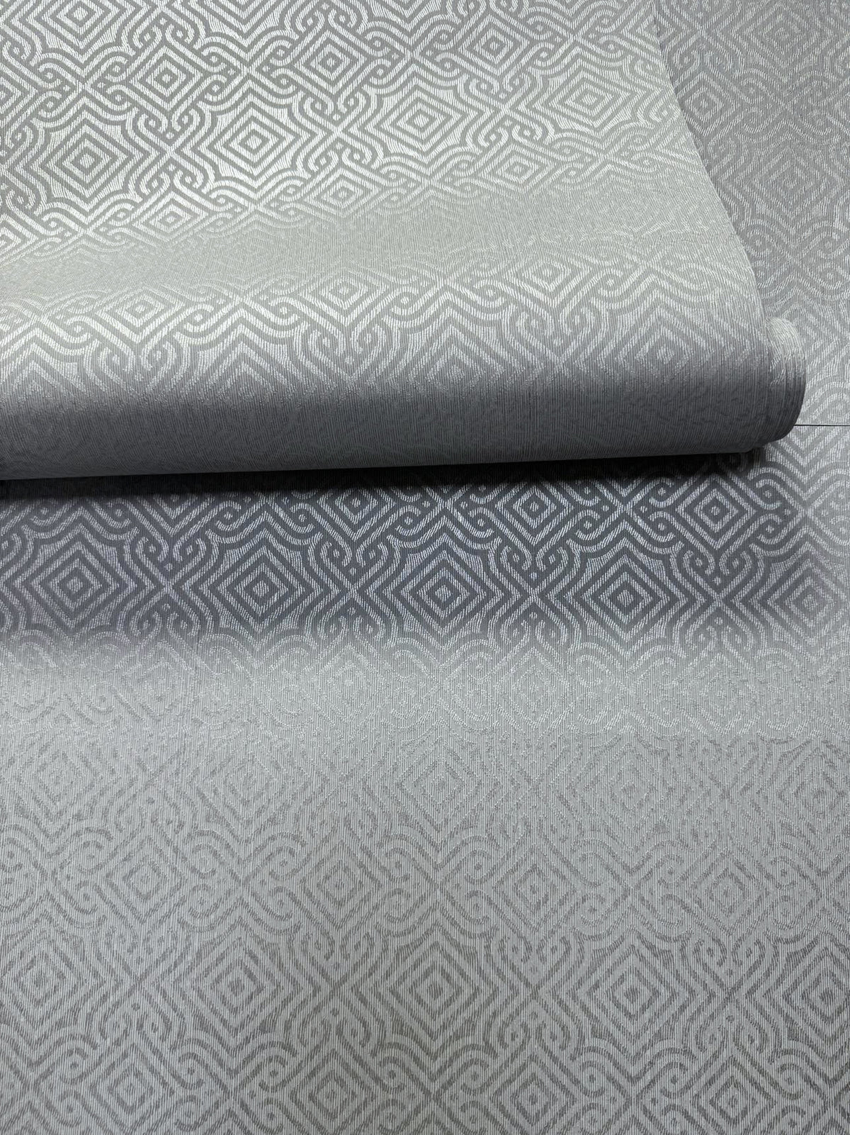 Square Geometric Silver Grey Metallic FX 2 Wallpaper by Galerie — roomshot 2