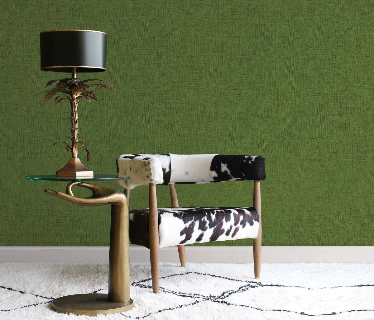Brushmark Green New Touch Wallpaper by Galerie — roomshot 2