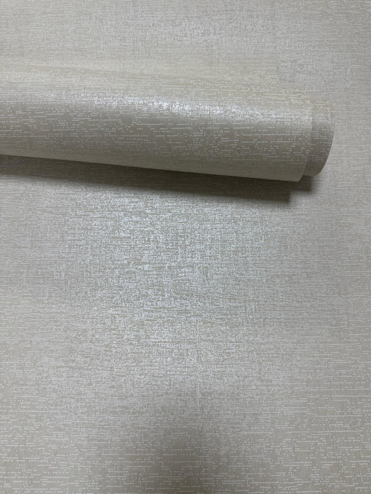 Banded Dot Beige / Silver Grey New Touch Wallpaper by Galerie — roll shot