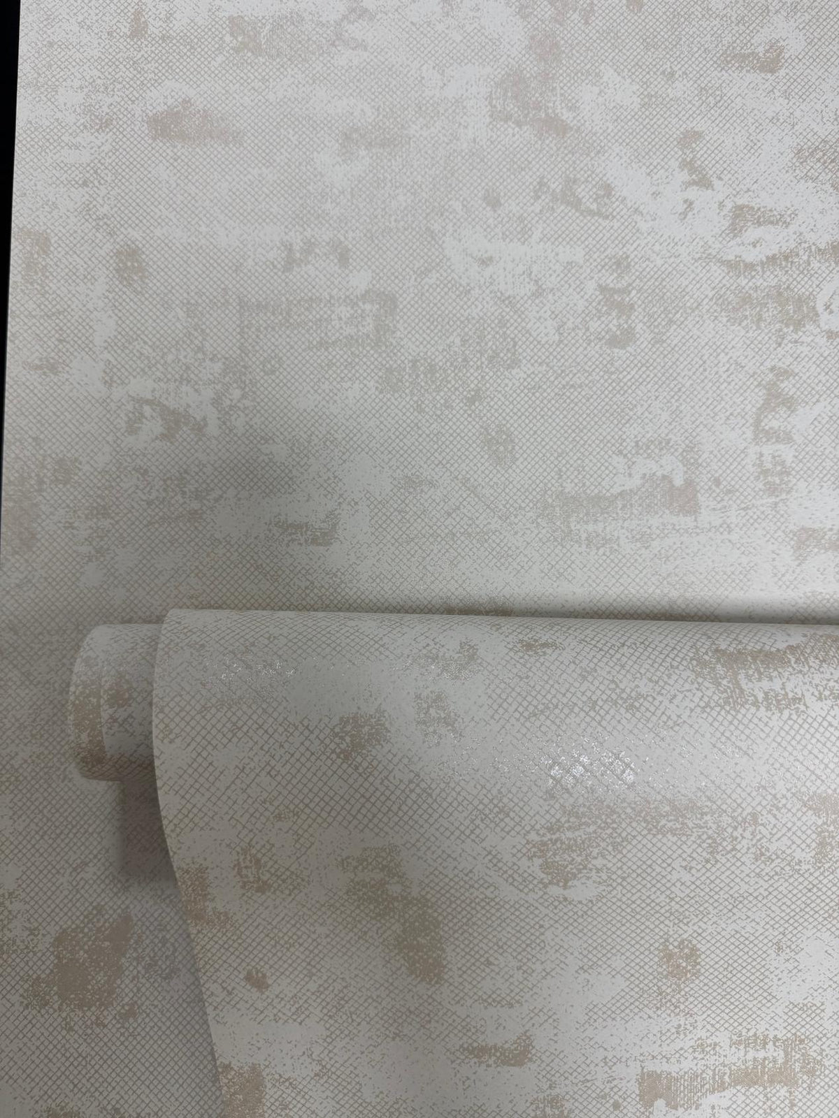 Crosshatch Cream / Beige New Touch Wallpaper by Galerie — roll shot