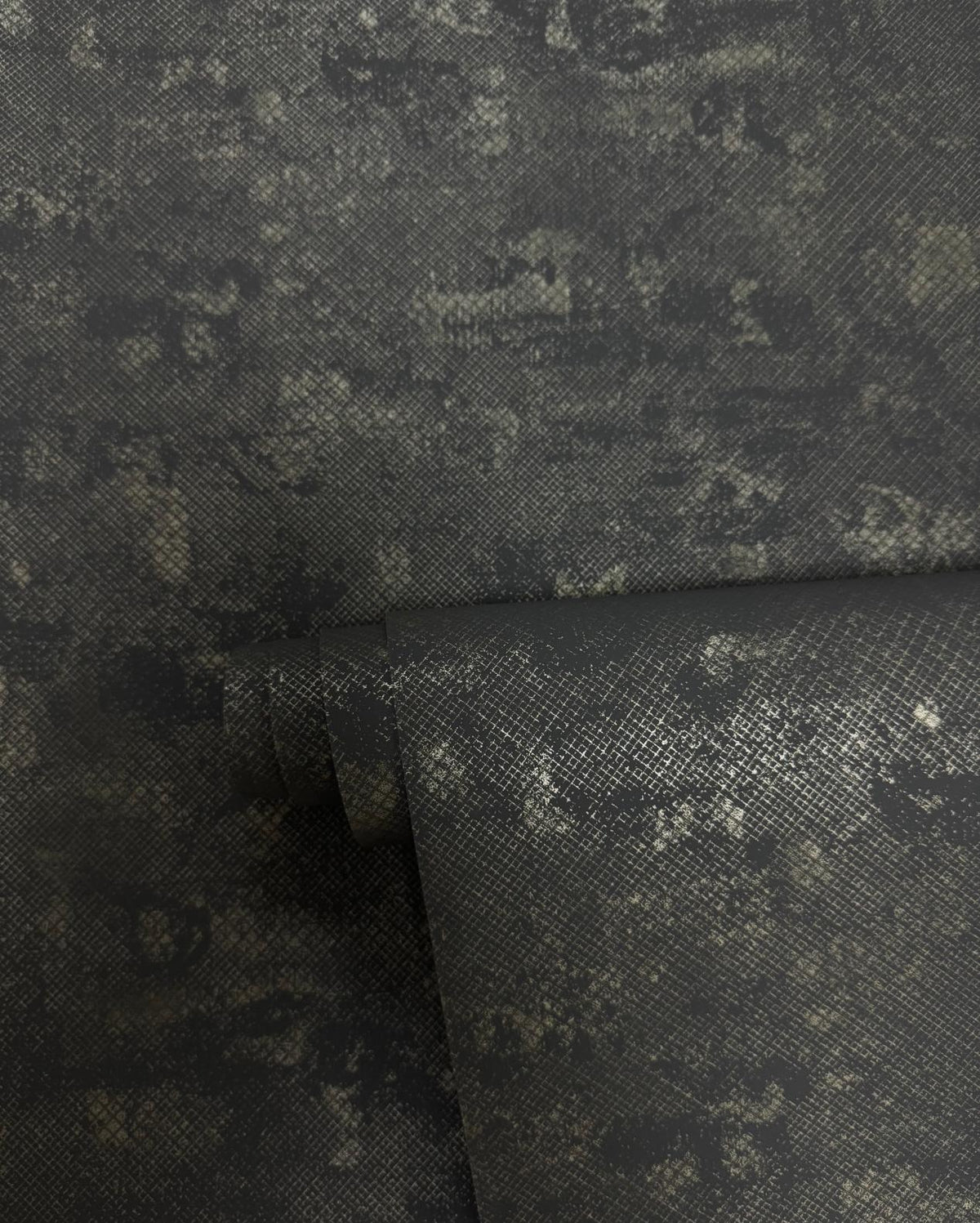 Crosshatch Black / Silver Grey New Touch Wallpaper by Galerie — roll shot