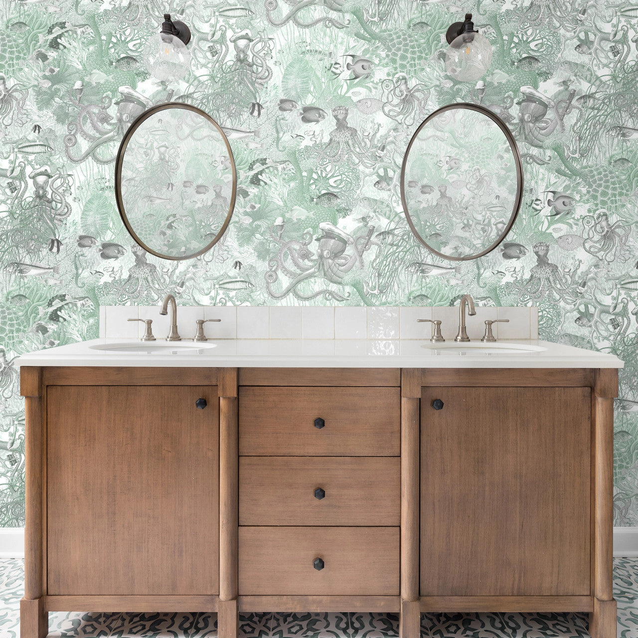 BMWL005/06E Octopus Wild Life Wallpaper by Brand McKenzie