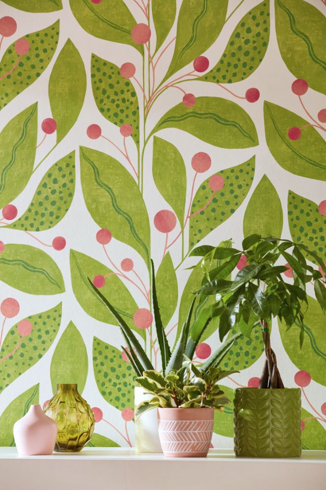 GRA50135W Berry Dot Pear & Peach Wallpaper by Ohpopsi