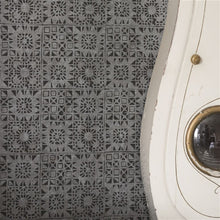 P605/06 Serego Contarini Wallpaper by Designers Guild