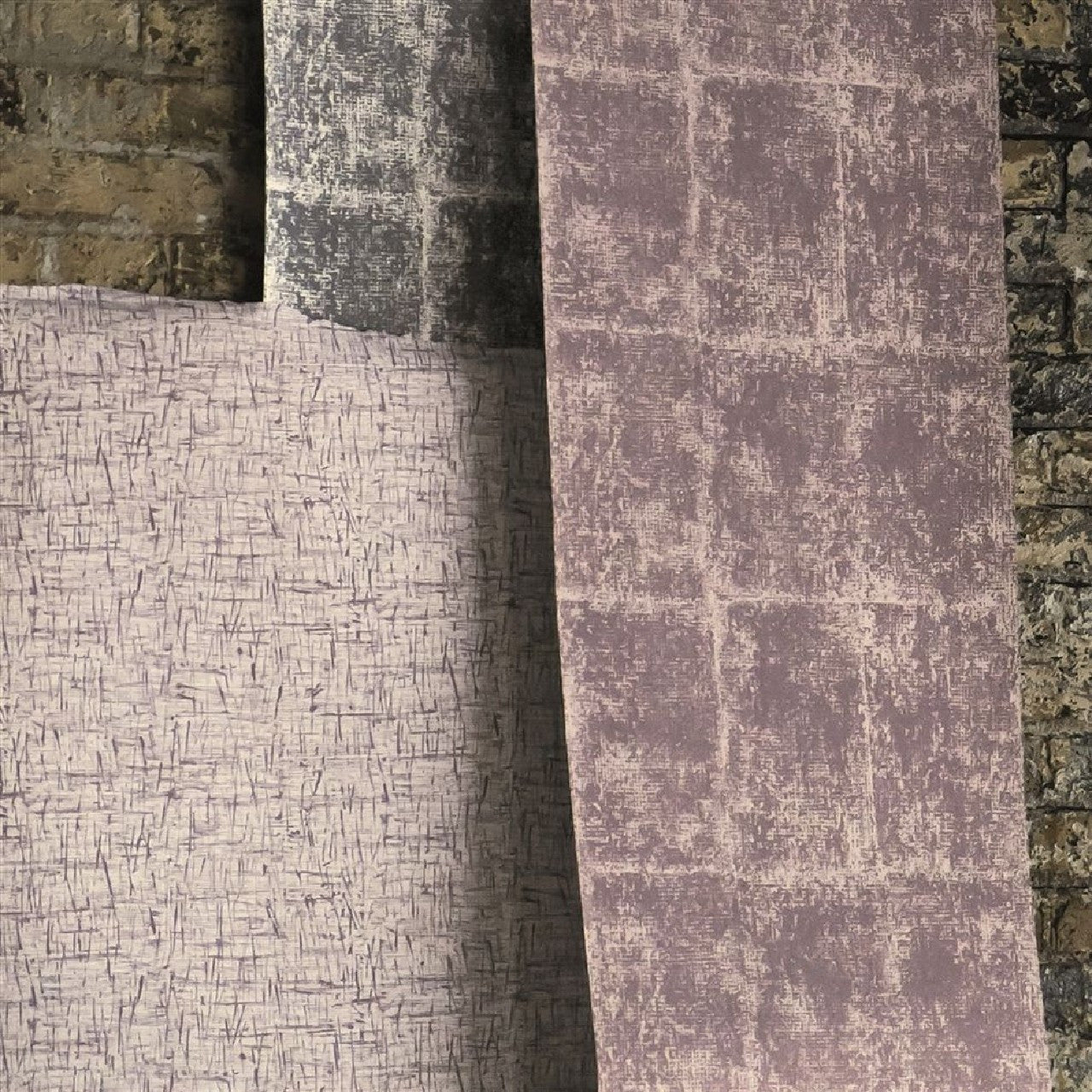 P630/21 Surabaya Kuta Wallpaper by Designers Guild