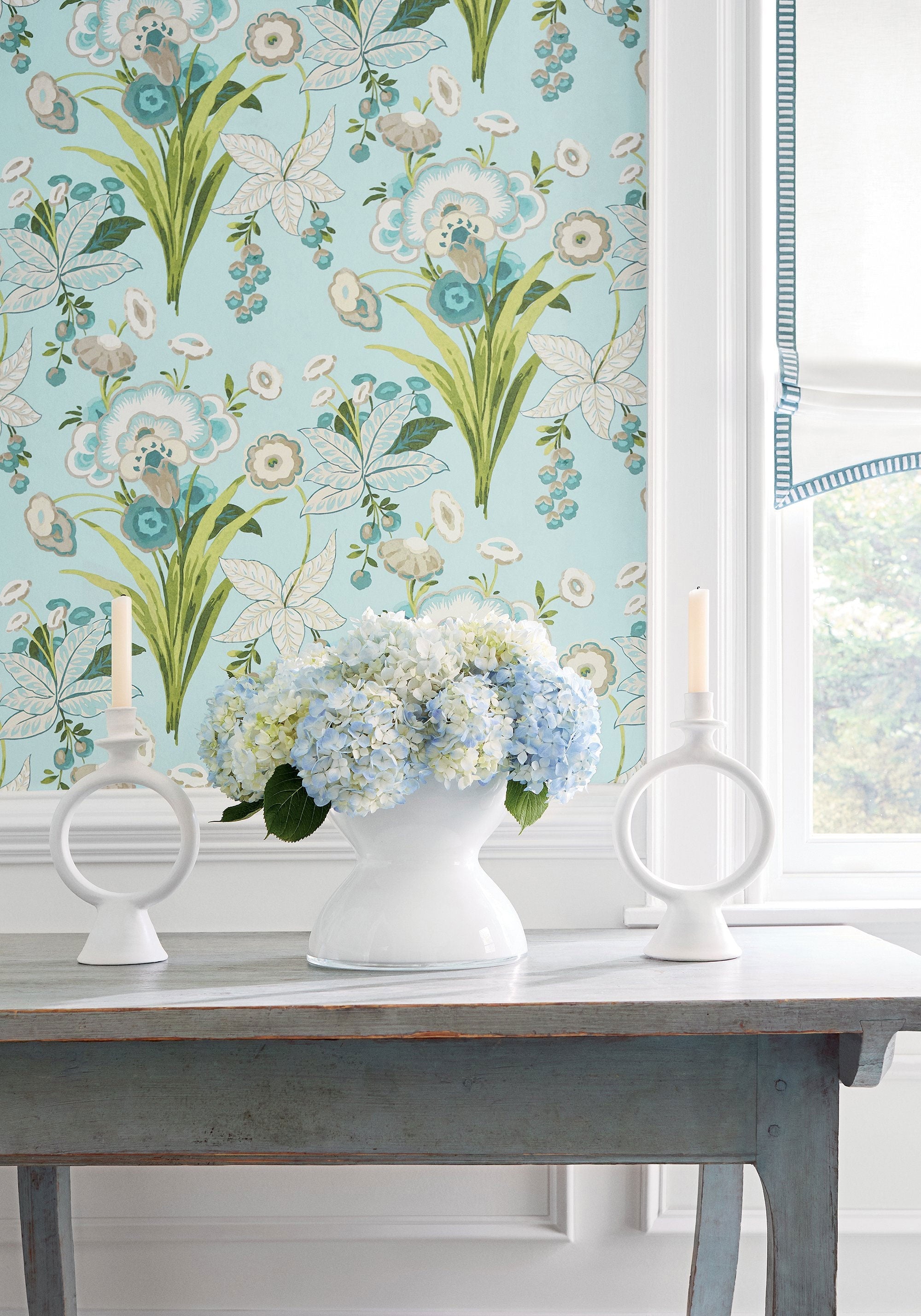 T20852 Pasadena Cream Eden Wallpaper by Thibaut