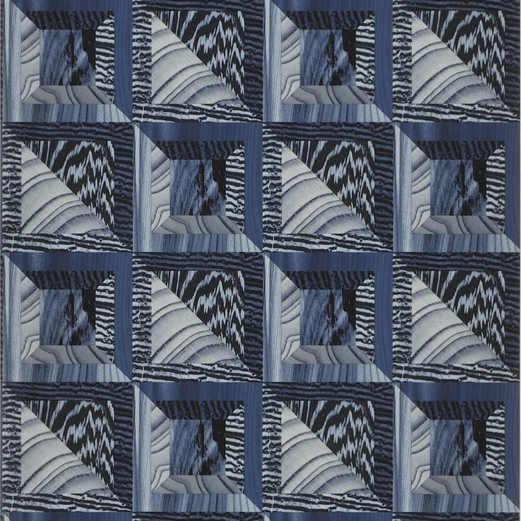 PCL696/03 Palais Royal Incroyables et Merveilleuses Wallpaper By Christian Lacroix