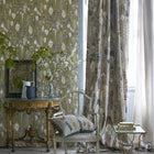 PDG1030/02 Quill Tulipa Stellata Wallpaper By Designers Guild