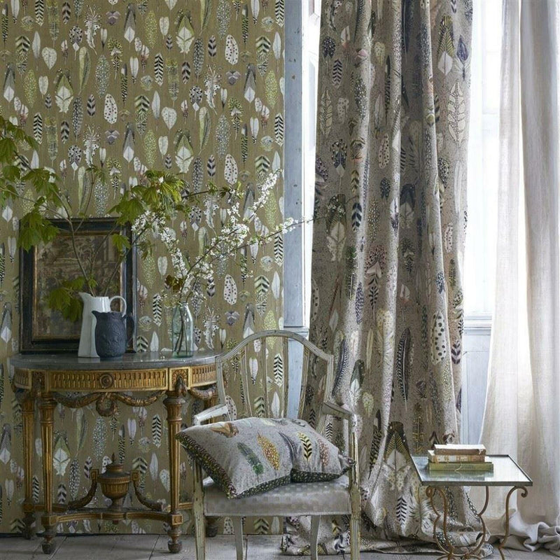 PDG1030/02 Quill Tulipa Stellata Wallpaper By Designers Guild