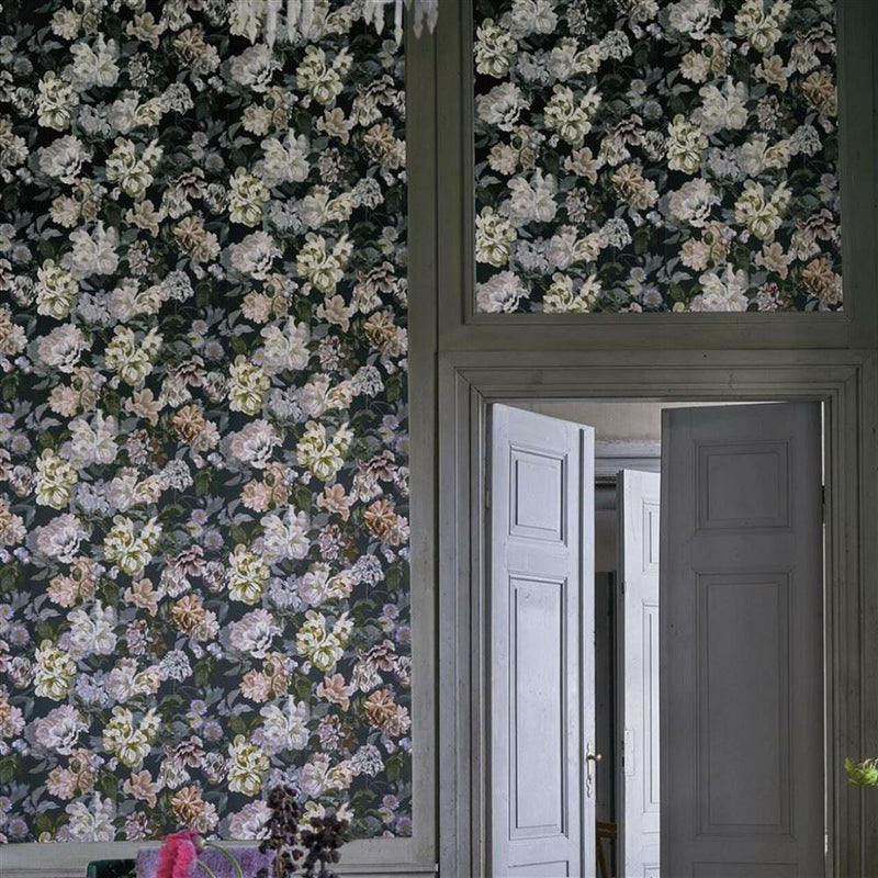 PDG1033/01 Delft Flower Tulipa Stellata Wallpaper By Designers Guild