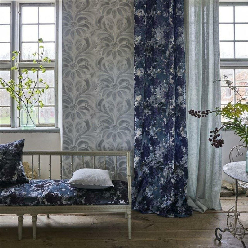 PDG1036/06 Angelique Damask Tulipa Stellata Wallpaper By Designers Guild