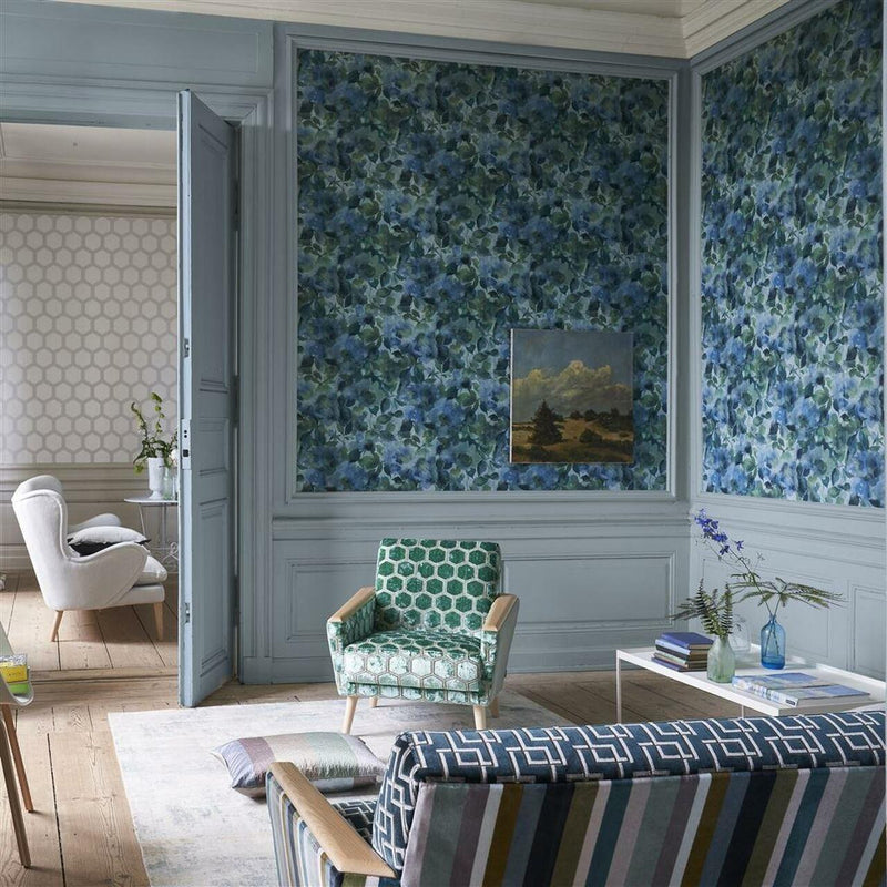 PDG1062/04 Surimono Zardozi Wallpaper By Designers Guild