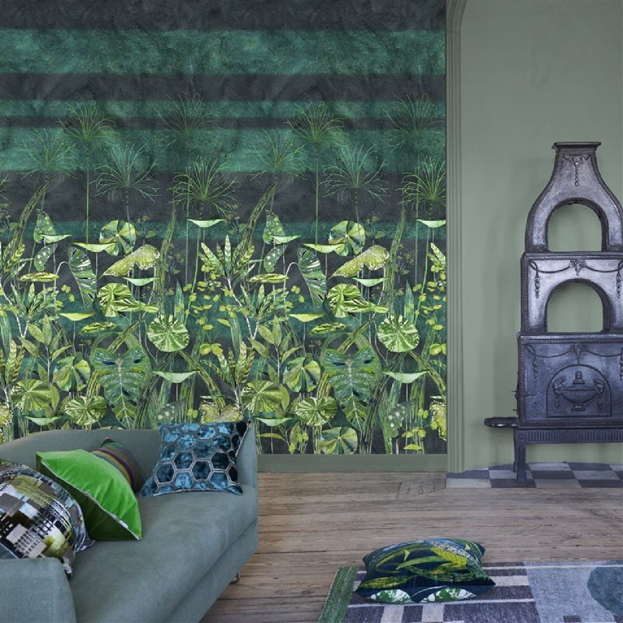 PDG1088/01 Arjuna Leaf Scenes and Murals Wallpaper By Designers Guild