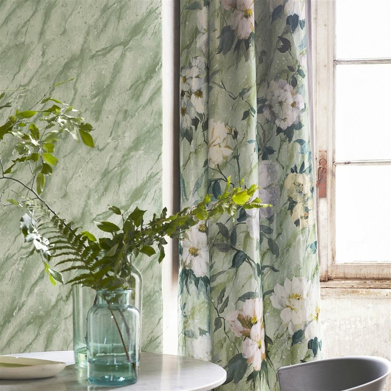 PDG1089/04 Carrara Grande Foscari Fresco Wallpaper By Designers Guild