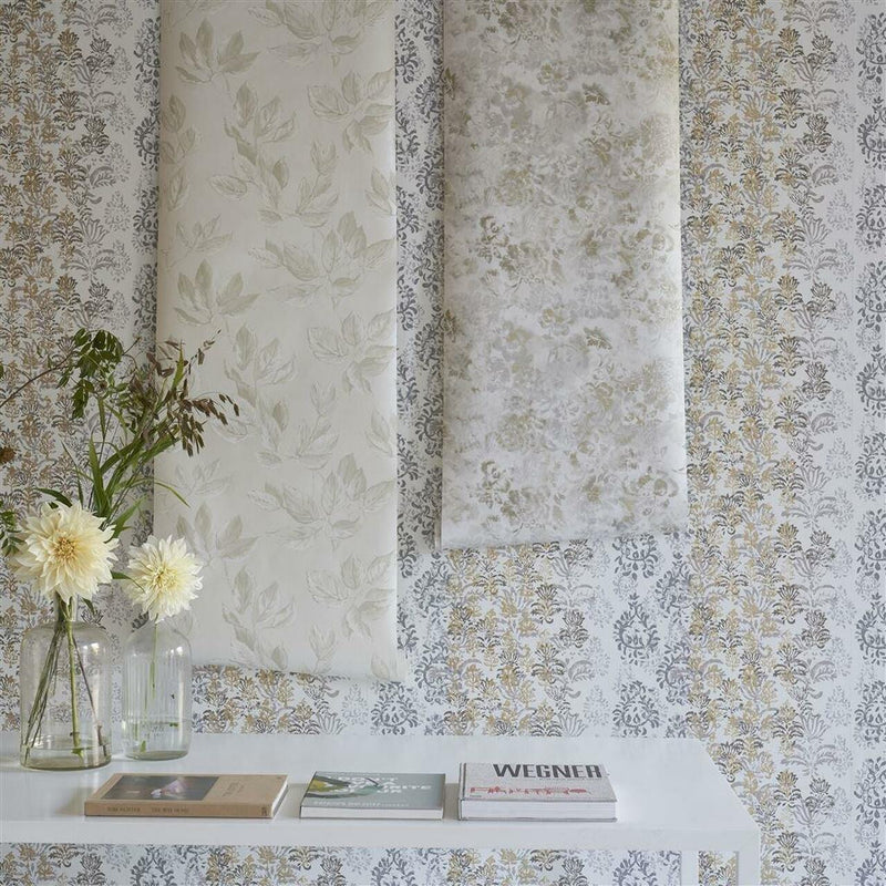 PDG1126/01 Tarbana Minakari Wallpaper by Designers Guild