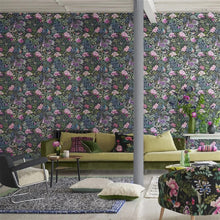 PDG1146/02 Porcelaine De Chine Noir Wallpaper by Designers Guild