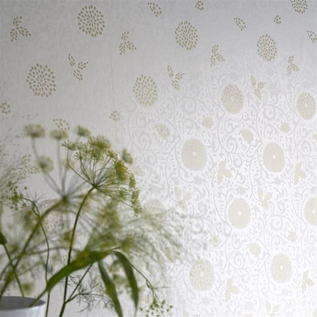 PDG1147/01 Shaqui Porcelaine De Chine Pearl Wallpaper by Designers Guild