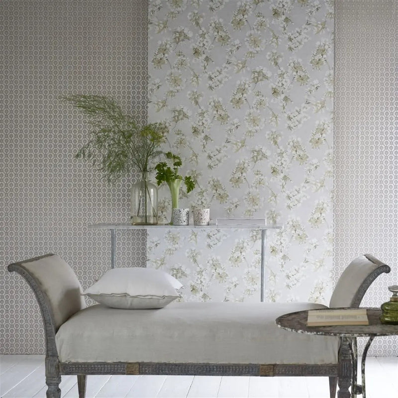 PDG1148/01 Fleur D'Assam Porcelaine De Chine Pearl Wallpaper by Designers Guild