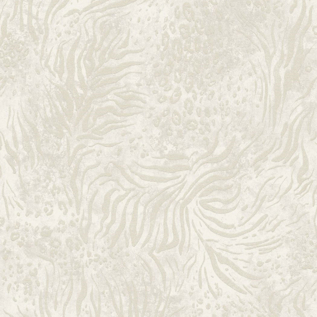 PH49001 Panthera Wallpaper by Today Interiors