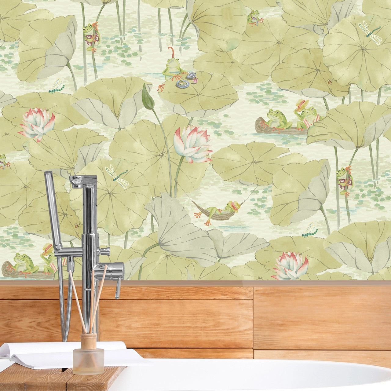 BMWL005/07B Pond Life Wild Life Wallpaper by Brand McKenzie