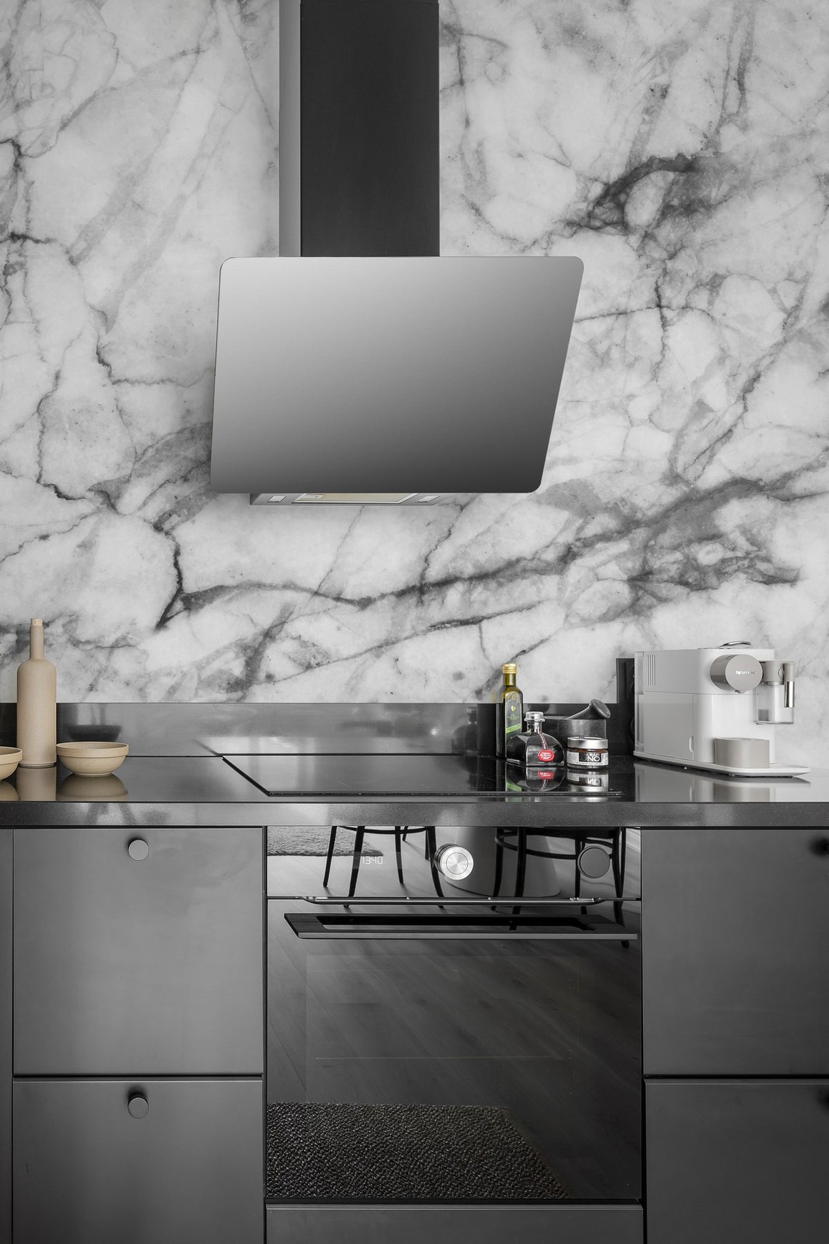 R15183 Marble Art Graphite Pops Mural by Rebel Walls