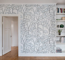 R15331 Animal Tree Home Mural by Rebel Walls