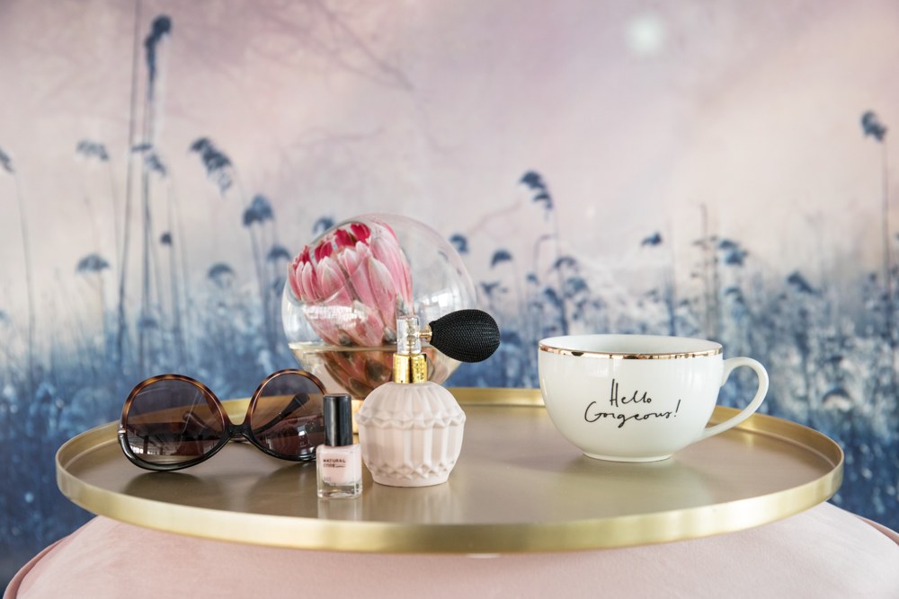 R15361 Pink Dawn Dusty Pink Mural by Rebel Walls