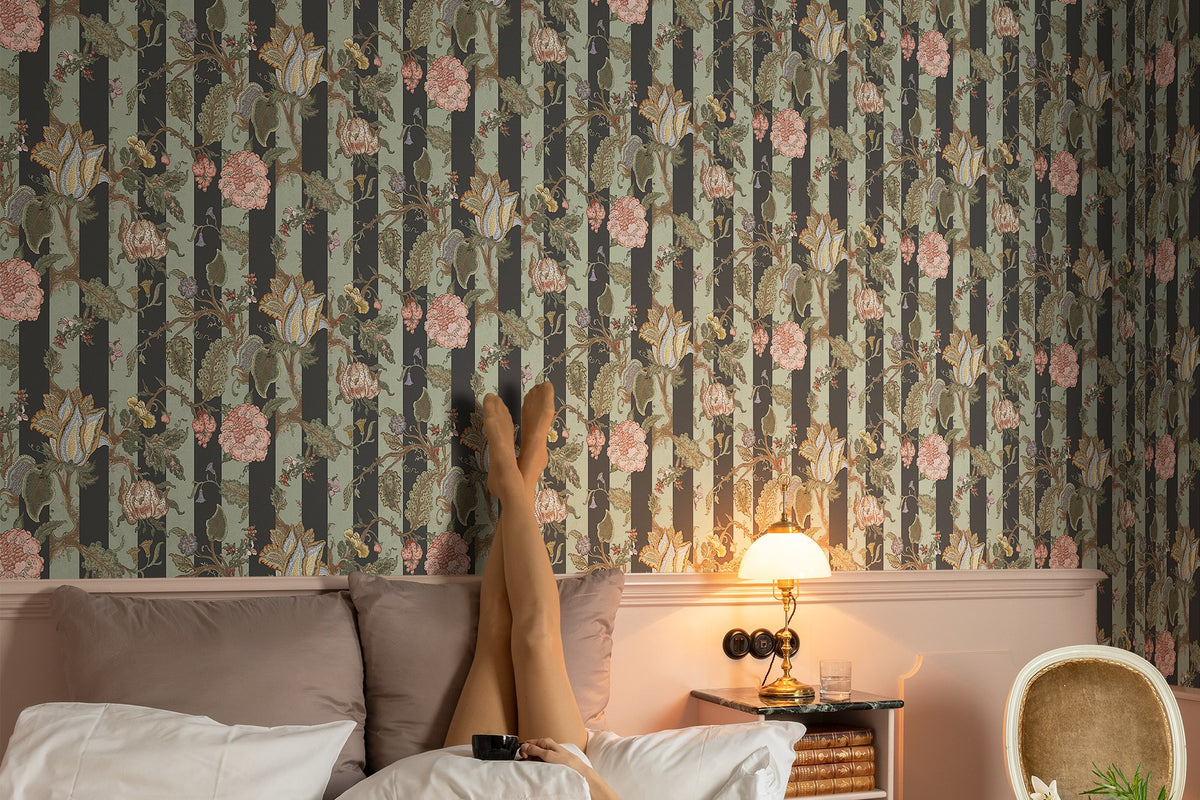 R17551 Soho Fern Oddity Wallpaper by Rebel Walls