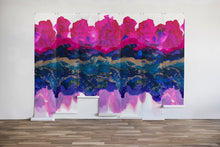 R17971 Donedo Magenta Meet a Rebel Mural by Rebel Walls