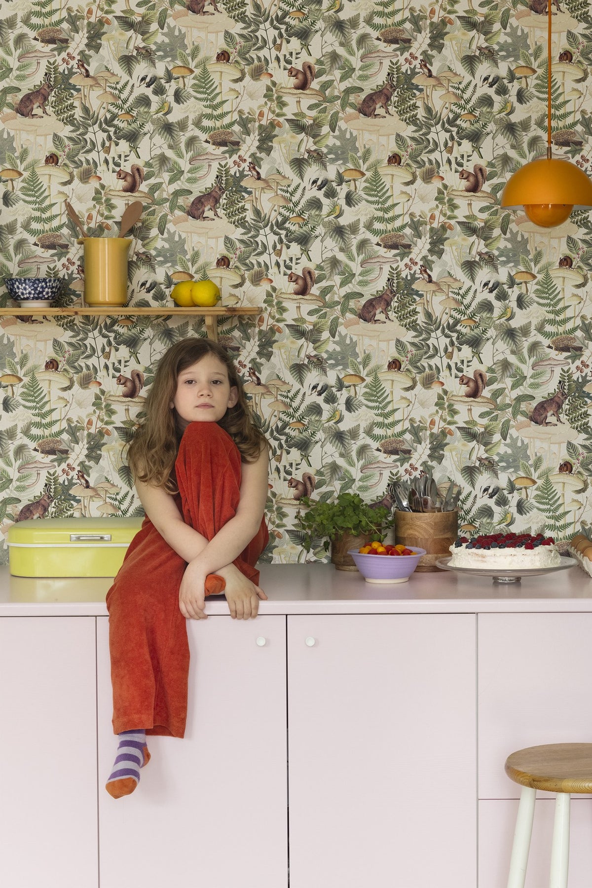 R18001 Wildlife Creek Sand Dreamland Wallpaper by Rebel Walls