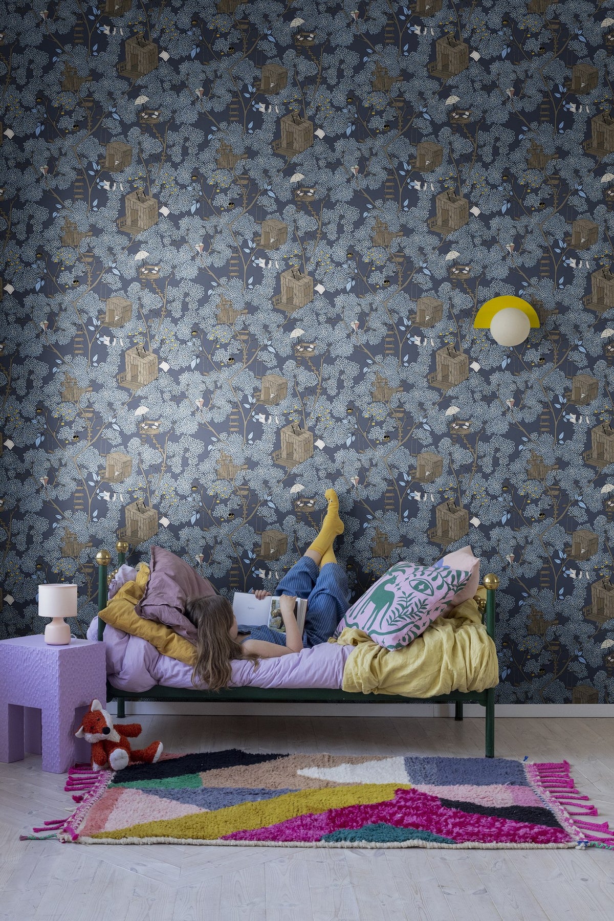 R18012 Treehouse Night Dreamland Wallpaper by Rebel Walls